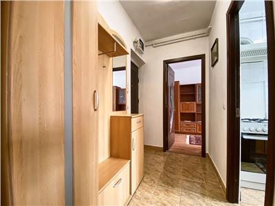 Apartament 3 camere, decomandat, mobilat, utilat, Gheorghieni.