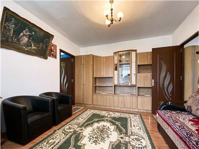 Apartament 3 camere, decomandat, mobilat, utilat, Gheorghieni.