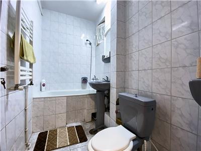 Apartament 3 camere, decomandat, mobilat, utilat, Gheorghieni.