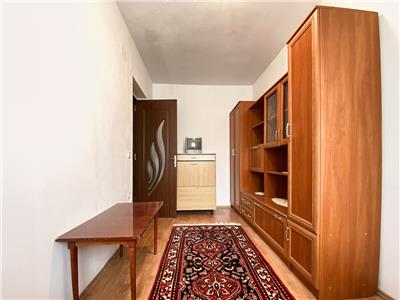 Apartament 3 camere, decomandat, mobilat, utilat, Gheorghieni.