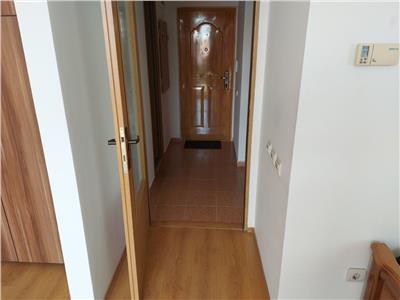 Apartament 1 camera, decomandat, mobilita, utilat, Semicentral.