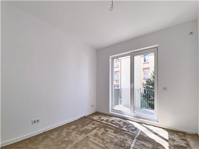 Apartament 3 camere finisat, bloc nou, Record Park, Centru