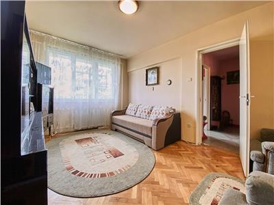 Apartament 2 camere, semidecomandat, mobilat, utilat, Gheorghieni.