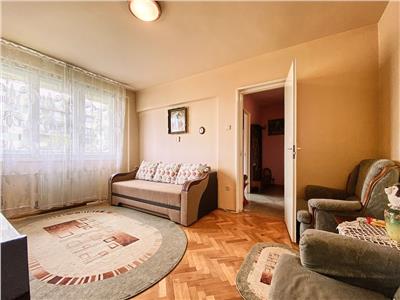 Apartament 2 camere, semidecomandat, mobilat, utilat, Gheorghieni.