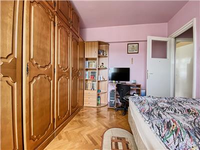 Apartament 2 camere, semidecomandat, mobilat, utilat, Gheorghieni.