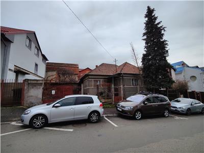 Casa individuala cu teren 515 mp, front 18mp, toate utilitatile, Gheorgheni