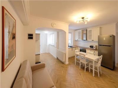 Apartament 3 camere, S 80 mp, mobilat, utilat, Central.