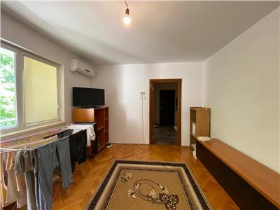 Apartament 3 camere, S 65 mp, decomandat, mobilat, Gheorghieni.