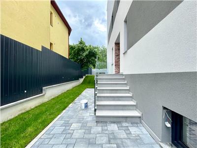 Duplex 6 camere, S 350 mp + terasa + gradina, Zorilor.