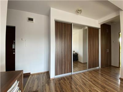 Apartament 2 camere, semidecomandat, mobilat, utilat, Mărăști.