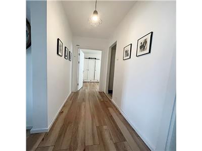 Apartament 3 camere, decomandat, mobilat, utilat, Gheorghieni.