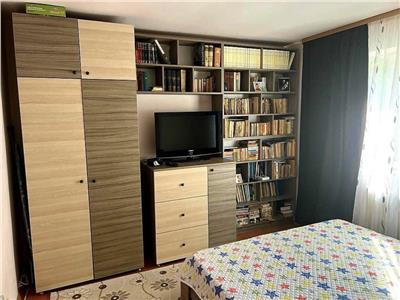 Apartament 2 camere, decomandat, mobilat, Grigorescu.