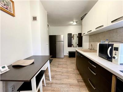 Apartament 2 camere, decomandat, mobilat, utilat, Ultracentral.