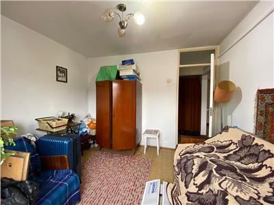 Apartament 3 camere, decomandat, S 64 mp + balcon, Gheorghieni.