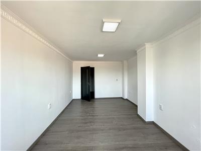 Casa 5 camere, S 200 mp + terasa, Semicentral.