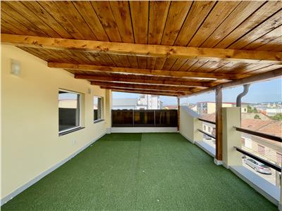 Casa 5 camere, S 200 mp + terasa, Semicentral.