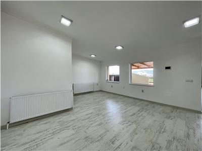 Casa 5 camere, S 200 mp + terasa, Semicentral.
