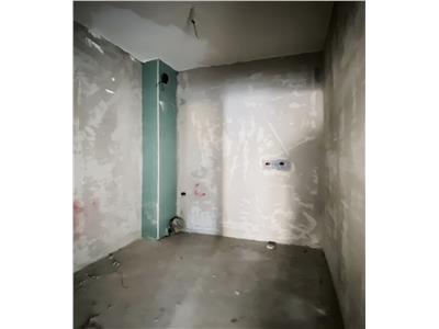 Apartament 3 camere Decomandat, S75mp+4 mp terasa, bloc nou