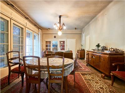 Apartament 5 camere, S158mp.+gradina 270mp., Andrei Muresanu