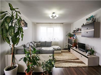 Apartament cu 3 camere, S66mp+ 9mp balcon, et 4/5, zona Tineretului.