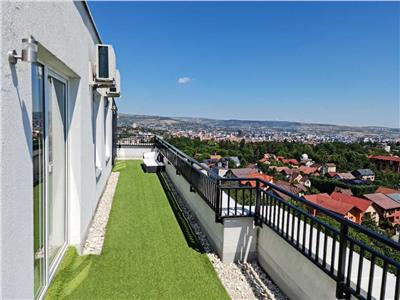 Penthouse 3 camere, S 74 mp + 110 mp terasa, Zorilor.