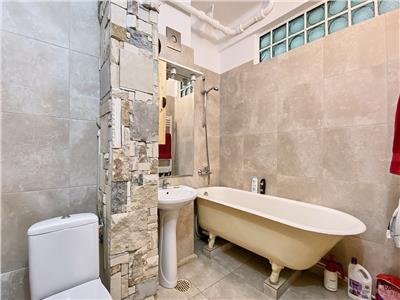 Apartament 2 camere, S63mp+balcon, str. Horea