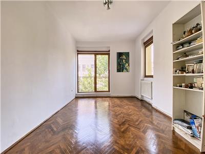 Apartament 2 camere, S63mp+balcon, str. Horea