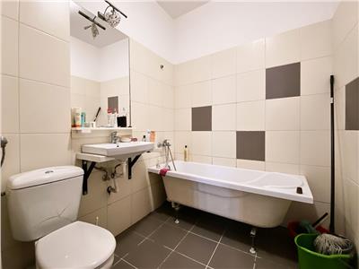 Apartament 2 camere, semidecomandat, mobilat, utilat, Zorilor.