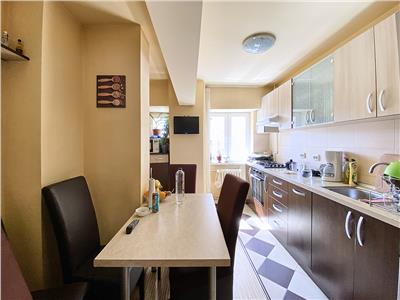 Apartament 3 camere, S74mp + 5mp balcon, Piata Marasti, Telekom