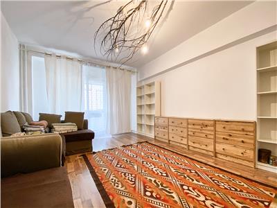 Apartament 3 camere decomandat, etaj 3/8, str. Dorobantilor