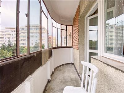 Apartament 3 camere decomandat, etaj 3/8, str. Dorobantilor