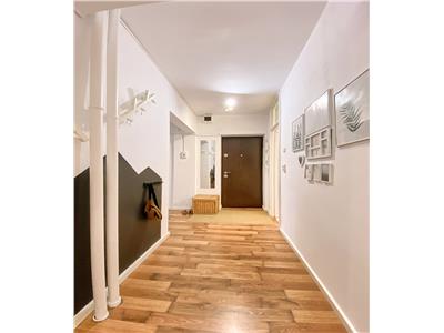 Apartament 3 camere decomandat, etaj 3/8, str. Dorobantilor