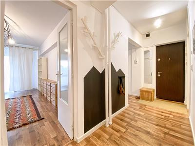 Apartament 3 camere decomandat, etaj 3/8, str. Dorobantilor