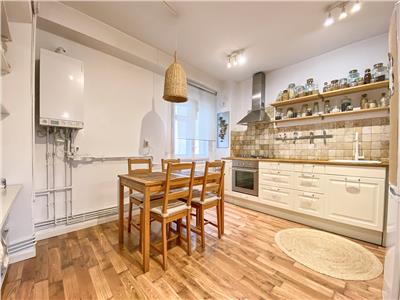 Apartament 3 camere decomandat, etaj 3/8, str. Dorobantilor