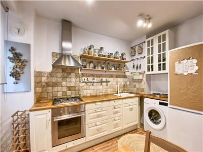 Apartament 3 camere decomandat, etaj 3/8, str. Dorobantilor