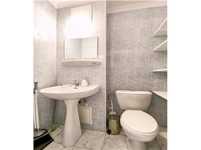 Apartament 3 camere decomandat, etaj 3/8, str. Dorobantilor