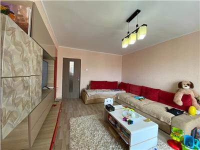 Apartament 3 camere, S 77 mp, decomandat, mobilat, Mărăști.