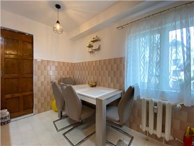 Apartament 3 camere, S 77 mp, decomandat, mobilat, Mărăști.