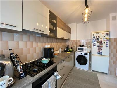 Apartament 3 camere, S 77 mp, decomandat, mobilat, Mărăști.