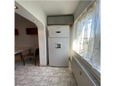 Apartament 2 camere, S 50 mp + 2 balcoane, decomandat, Zorilor.