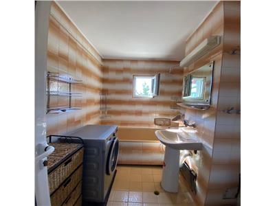 Apartament 2 camere, S 50 mp + 2 balcoane, decomandat, Zorilor.