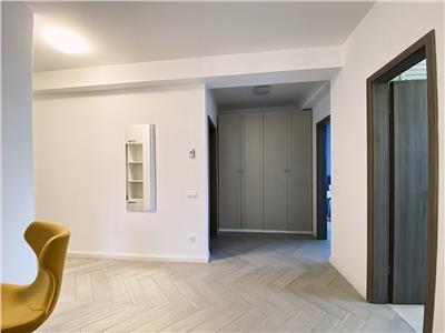 Apartament 3 camere, 2 bai, bloc nou, mobilat, etaj 1/2, Europa