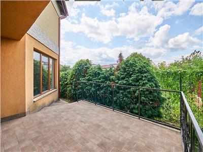 Casa individuala cu 7 camere, S209mp+1200 teren, Floresti