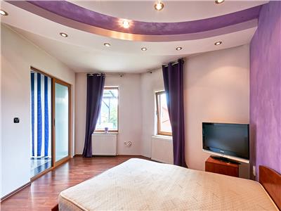Casa individuala cu 7 camere, S209mp+1200 teren, Floresti