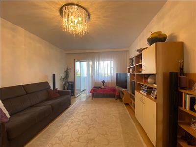 Apartament 3 camere, decomandat, mobilat, utilat, Louis Pasteur.