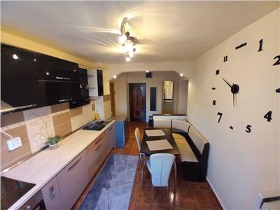 Apartament 2 camere, decomandat, mobilat, zona Semicentrala.