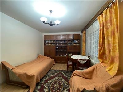 Apartament 3 camere, S 65 mp, decomandat, mobilat, Titulescu.
