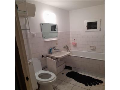 Apartament 3 camere, S 65 mp, decomandat, mobilat, Titulescu.