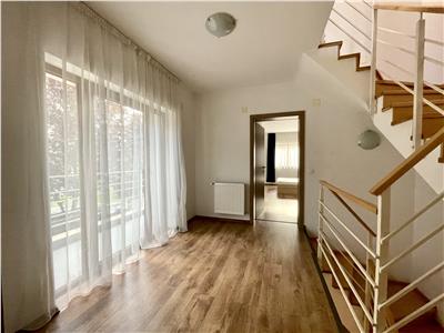 Duplex 5 camere, S 170 mp + gradina + parcare, zona Grand Hotel Italia.