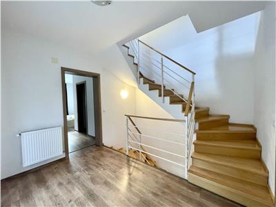 Duplex 5 camere, S 170 mp + gradina + parcare, zona Grand Hotel Italia.